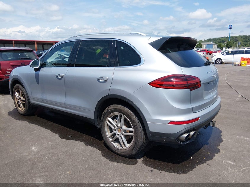 2015 Porsche Cayenne VIN WP1AB2A22FLA59874 IAAI salvage auction — NORMAL WEAR, Repossessed (Missouri), sold $5,800 on 2026-08-18 (photo 3)