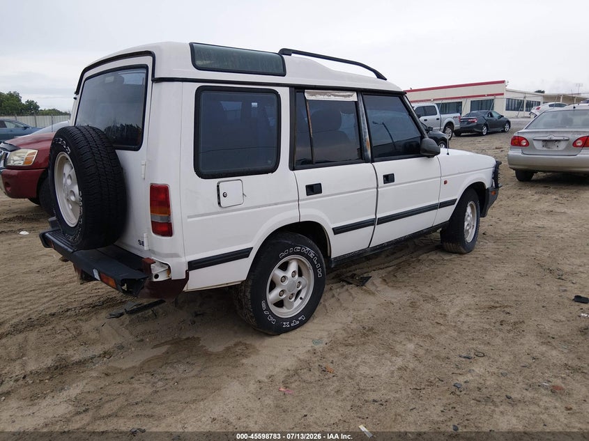 1996 Land rover Discovery VIN SALJY1243TA533180 IAAI salvage auction — NORMAL WEAR, Clear (Georgia), sold $400 on 2026-07-16 (photo 4)