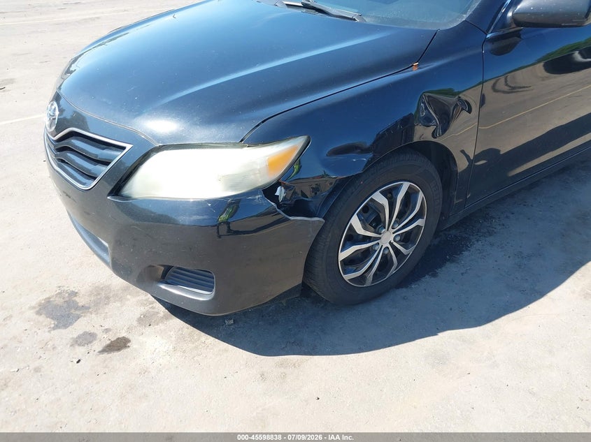 2011 Toyota Camry VIN 4T4BF3EK8BR148591 IAAI salvage auction — NORMAL WEAR, Clear (Connecticut), sold $950 on 2026-08-01 (photo 6)