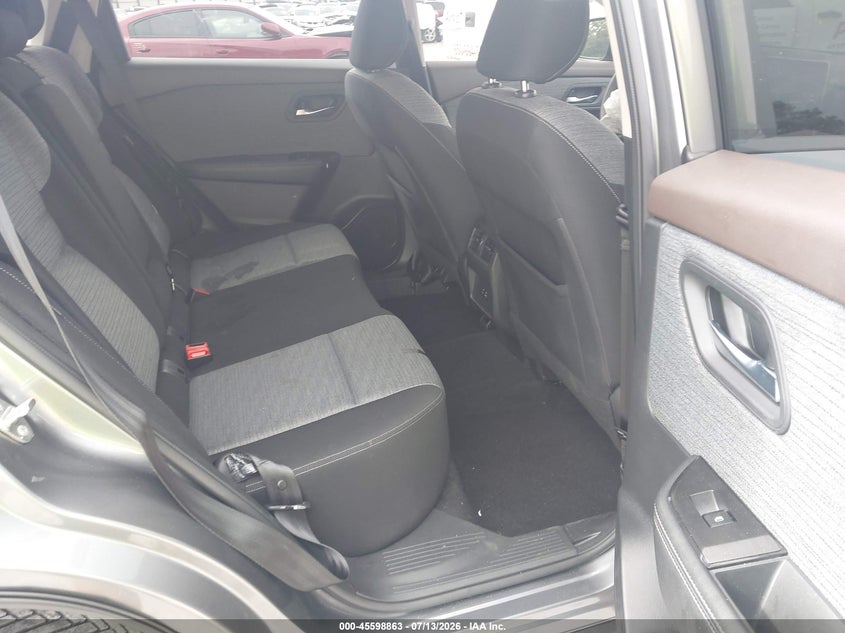 2022 Nissan Rogue VIN JN8BT3BA8NW041427 IAAI salvage auction — RIGHT FRONT, Certificate Of Destruction (Florida), sold $5,600 on 2026-07-26 (photo 8)