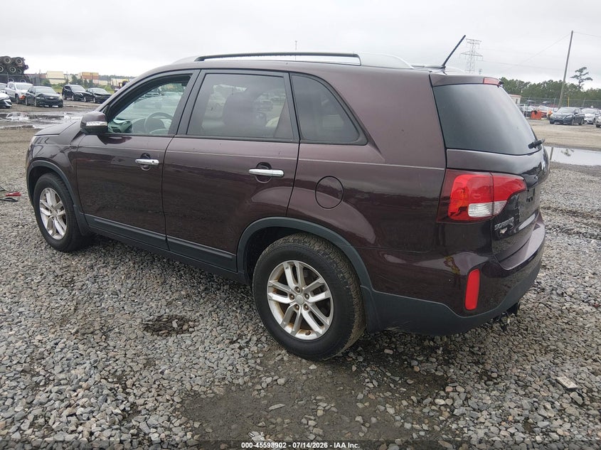 2015 Kia Sorento VIN 5XYKT3A61FG640337 IAAI salvage auction — NORMAL WEAR, Clear (Georgia), sold $2,175 on 2026-07-17 (photo 3)
