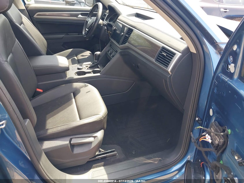 2019 Volkswagen Atlas VIN 1V2UR2CAXKC558333 IAAI salvage auction — FRONT END, Salvage (Ohio), sold $3,400 on 2026-07-28 (photo 5)