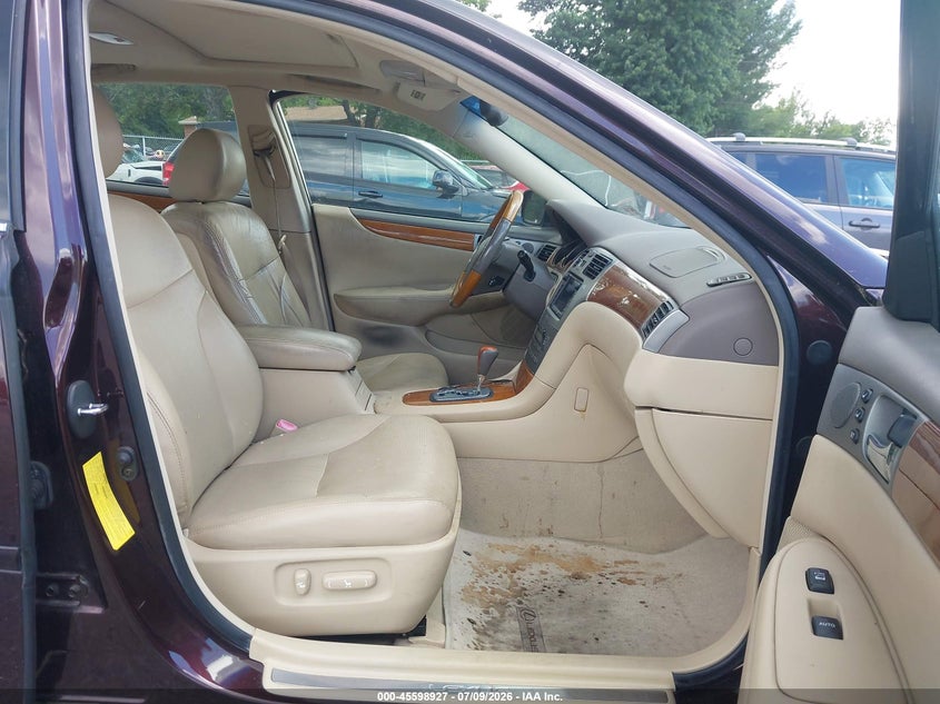 2005 Lexus Es 330 VIN JTHBA30G655136775 IAAI salvage auction — NORMAL WEAR, Clear (Virginia), sold $25 on 2026-07-14 (photo 5)
