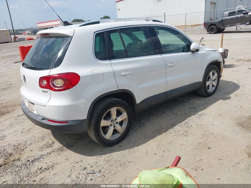 2010 Volkswagen Tiguan VIN WVGAV7AX8AW523920 IAAI salvage auction — FRONT END, Salvage (Georgia), sold $400 on 2026-08-13 (photo 4)