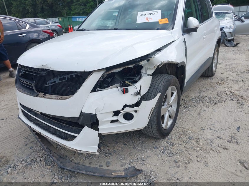 2010 Volkswagen Tiguan VIN WVGAV7AX8AW523920 IAAI salvage auction — FRONT END, Salvage (Georgia), sold $400 on 2026-08-13 (photo 6)