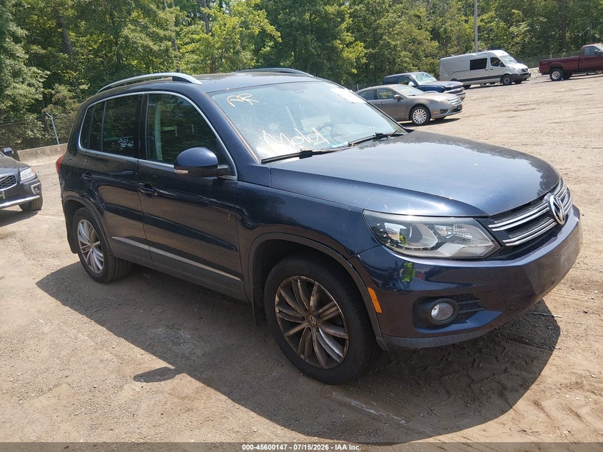 2016 Volkswagen Tiguan VIN WVGBV7AX0GW609025 IAAI salvage auction — NORMAL WEAR, Clear (Maryland), sold $100 on 2026-07-22 (photo 1)