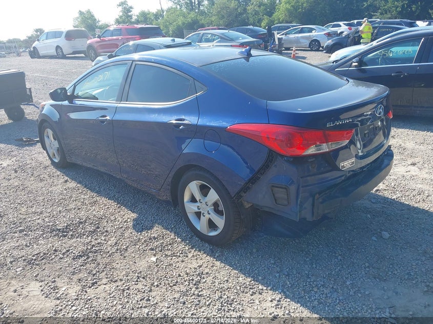 2013 Hyundai Elantra VIN KMHDH4AE8DU613943 IAAI salvage auction — REAR END, Salvage Title, sold $625 on 2026-08-01 (photo 3)