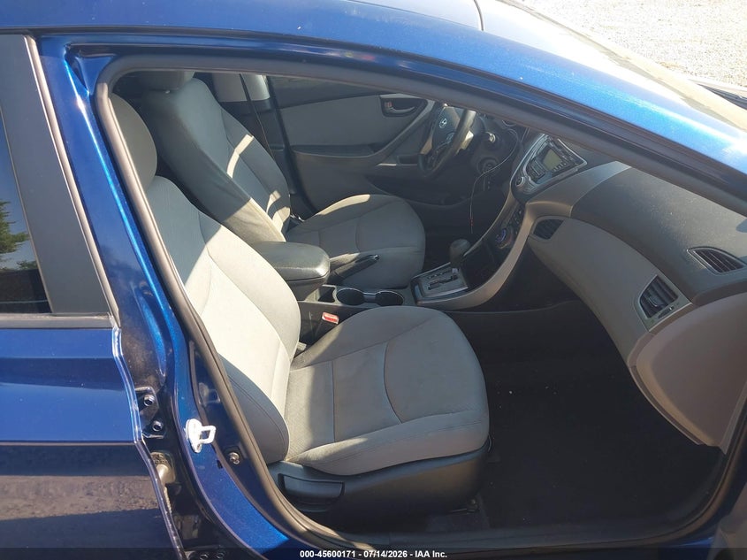 2013 Hyundai Elantra VIN KMHDH4AE8DU613943 IAAI salvage auction — REAR END, Salvage Title, sold $625 on 2026-08-01 (photo 5)