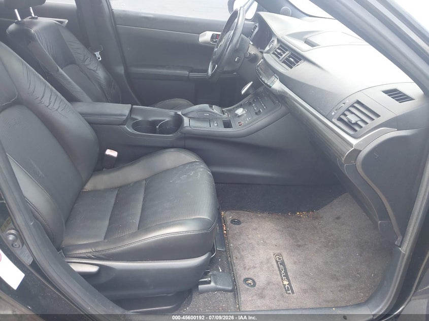 2012 Lexus Ct 200h VIN JTHKD5BH8C2098344 IAAI salvage auction — NORMAL WEAR, Clear (Florida), sold $2,650 on 2026-07-29 (photo 5)