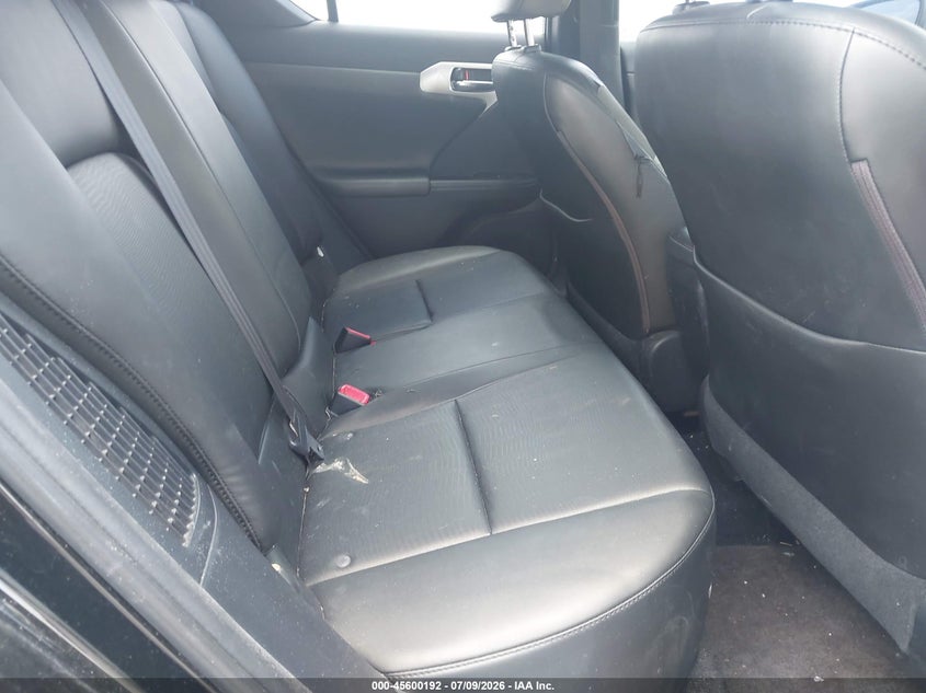 2012 Lexus Ct 200h VIN JTHKD5BH8C2098344 IAAI salvage auction — NORMAL WEAR, Clear (Florida), sold $2,650 on 2026-07-29 (photo 8)