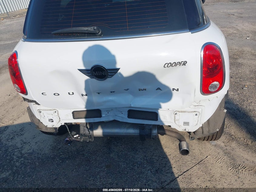 2014 Mini Countryman VIN WMWZB3C53EWR39025 IAAI salvage auction — FRONT & REAR, Salvage Title, sold $775 on 2026-08-05 (photo 6)