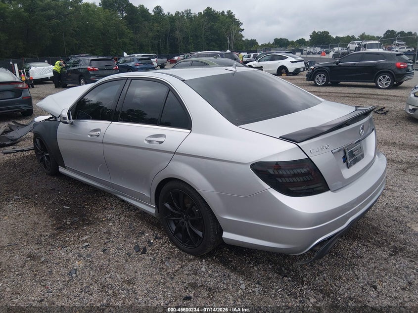 2012 Mercedes-benz C-klasse VIN WDDGF4HBXCR210864 IAAI salvage auction — FRONT END, Salvage Title, sold $600 on 2026-08-19 (photo 3)