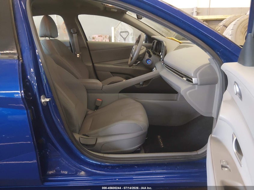 2021 Hyundai Elantra VIN 5NPLL4AG2MH046560 IAAI salvage auction — REAR END, Sf97 (New York), sold $6,125 on 2026-08-20 (photo 5)
