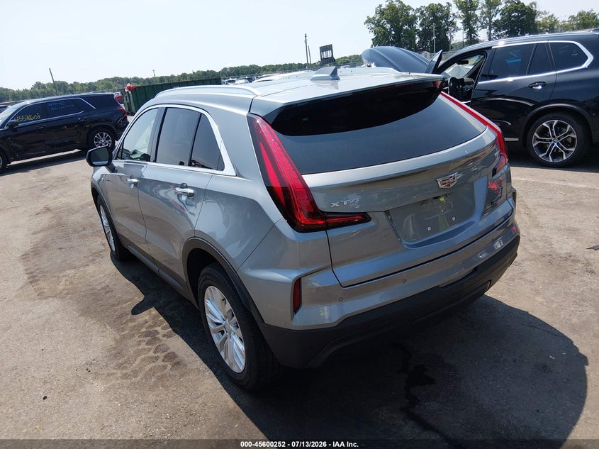 2024 Cadillac Xt4 VIN 1GYAZAR40RF219051 IAAI salvage auction — WATER/FLOOD, Wait Title, sold $11,300 on 2026-08-29 (photo 3)