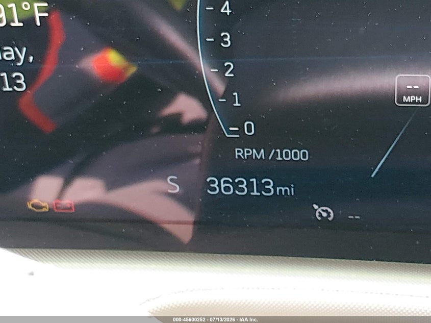 2024 Cadillac Xt4 VIN 1GYAZAR40RF219051 IAAI salvage auction — WATER/FLOOD, Wait Title, sold $11,300 on 2026-08-29 (photo 7)