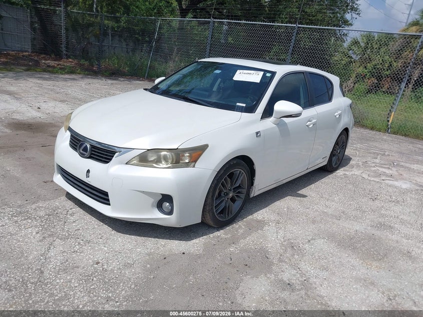 2013 Lexus VIN JTHKD5BH1D2131766 IAAI salvage auction — RIGHT REAR, Salvage Title, sold $4,100 on 2026-07-15 (photo 2)