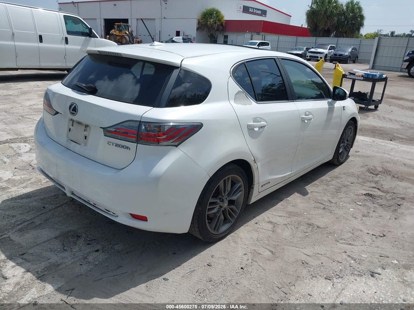 2013 Lexus VIN JTHKD5BH1D2131766 IAAI salvage auction — RIGHT REAR, Salvage Title, sold $4,100 on 2026-07-15 (photo 4)