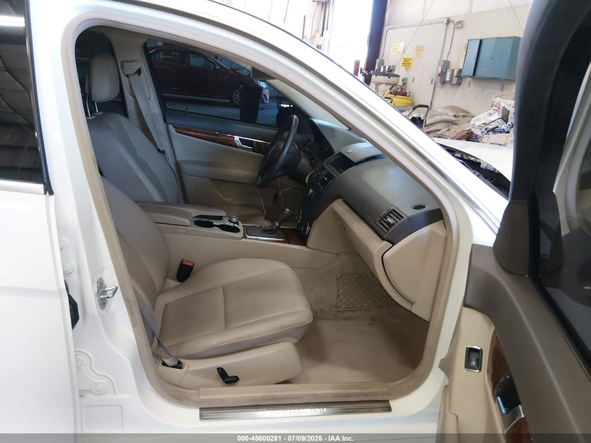 2010 Mercedes-benz C class VIN WDDGF8BB5AR090050 IAAI salvage auction — FRONT END, Salvage (Idaho), sold $875 on 2026-08-13 (photo 5)