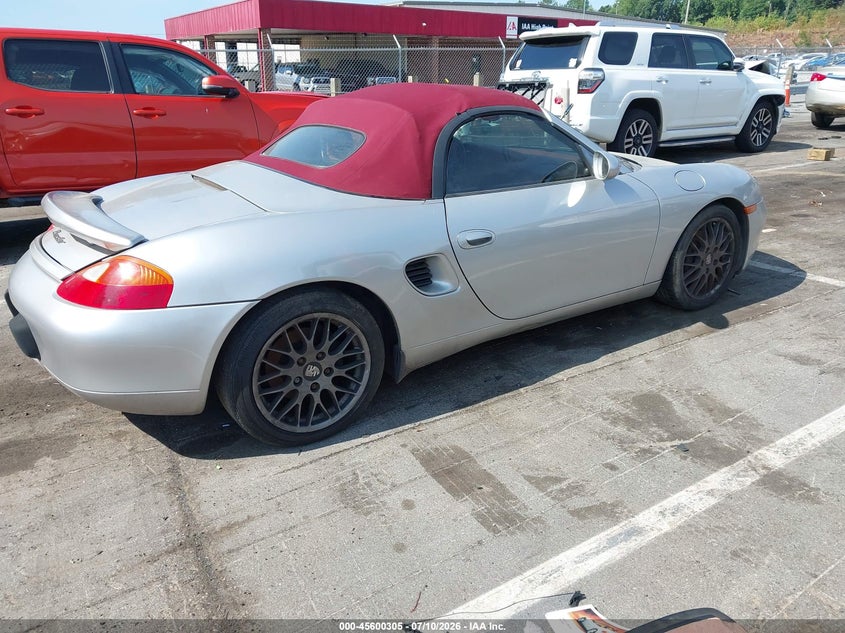 1999 Porsche Boxster VIN WP0CA2980XU622146 IAAI salvage auction — NORMAL WEAR, Clear (North Carolina), sold $475 on 2026-07-30 (photo 4)