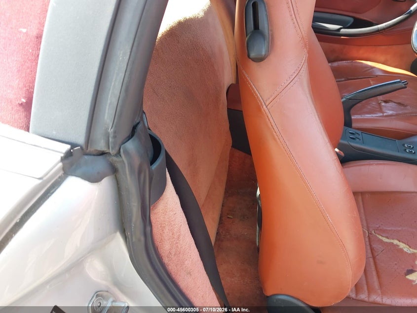 1999 Porsche Boxster VIN WP0CA2980XU622146 IAAI salvage auction — NORMAL WEAR, Clear (North Carolina), sold $475 on 2026-07-30 (photo 8)