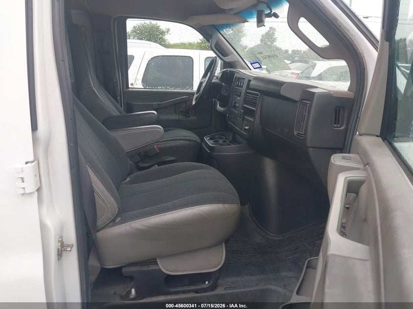 2020 Chevrolet Express VIN 1GCWGAFG9L1204116 IAAI salvage auction — FRONT END, Enterprise Vehicles Clear Only (Texas), sold $9,100 on 2026-07-29 (photo 5)