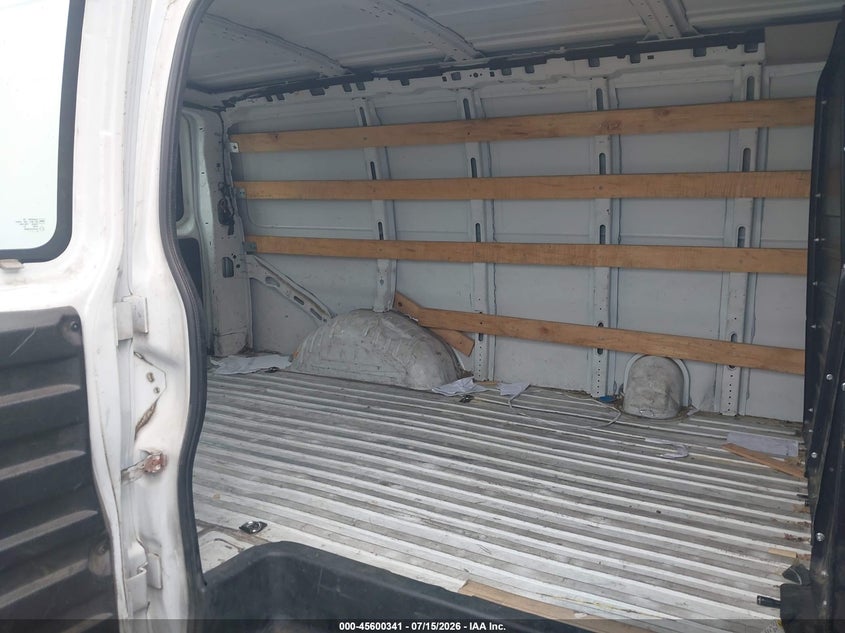 2020 Chevrolet Express VIN 1GCWGAFG9L1204116 IAAI salvage auction — FRONT END, Enterprise Vehicles Clear Only (Texas), sold $9,100 on 2026-07-29 (photo 8)