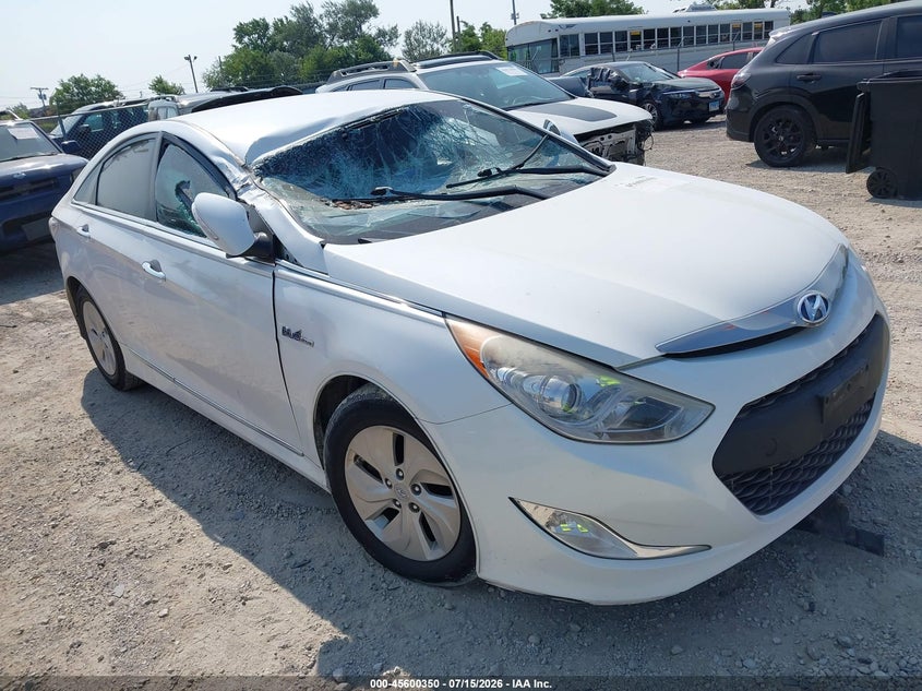 2014 Hyundai Sonata VIN KMHEC4A48EA117893 IAAI salvage auction — NORMAL WEAR, Clear (Illinois), sold $625 on 2026-07-28 (photo 1)