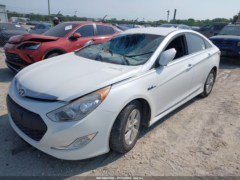 2014 Hyundai Sonata VIN KMHEC4A48EA117893 IAAI salvage auction — NORMAL WEAR, Clear (Illinois), sold $625 on 2026-07-28 (photo 2)