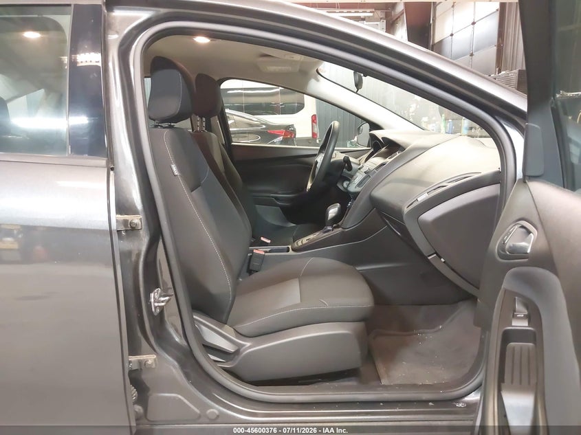 2018 Ford Focus VIN 1FADP3F24JL328230 IAAI salvage auction — NORMAL WEAR, Sf97 (New York), sold $9,700 on 2026-08-20 (photo 5)