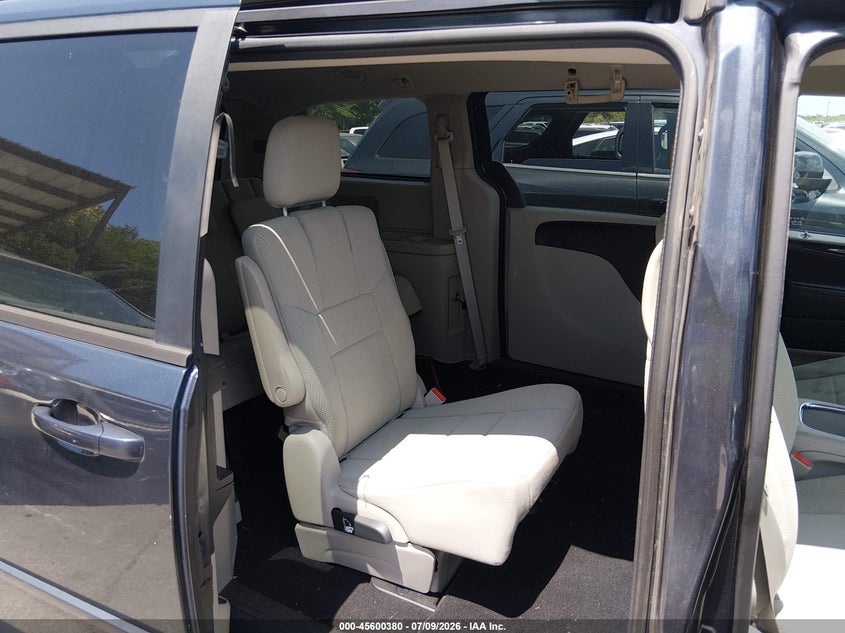 2014 Dodge VIN 2C4RDGCG6ER175055 IAAI salvage auction — NORMAL WEAR, Salvage Title, sold $475 on 2026-08-03 (photo 8)
