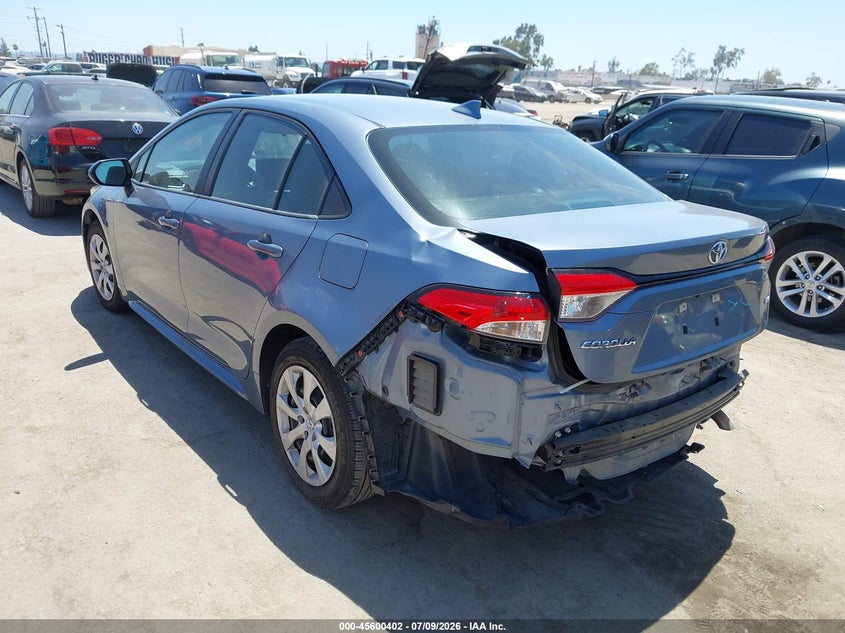 2022 Toyota Corolla VIN 5YFEPMAE5NP339501 IAAI salvage auction — REAR END, Salvage Title, sold $6,000 on 2026-07-29 (photo 3)
