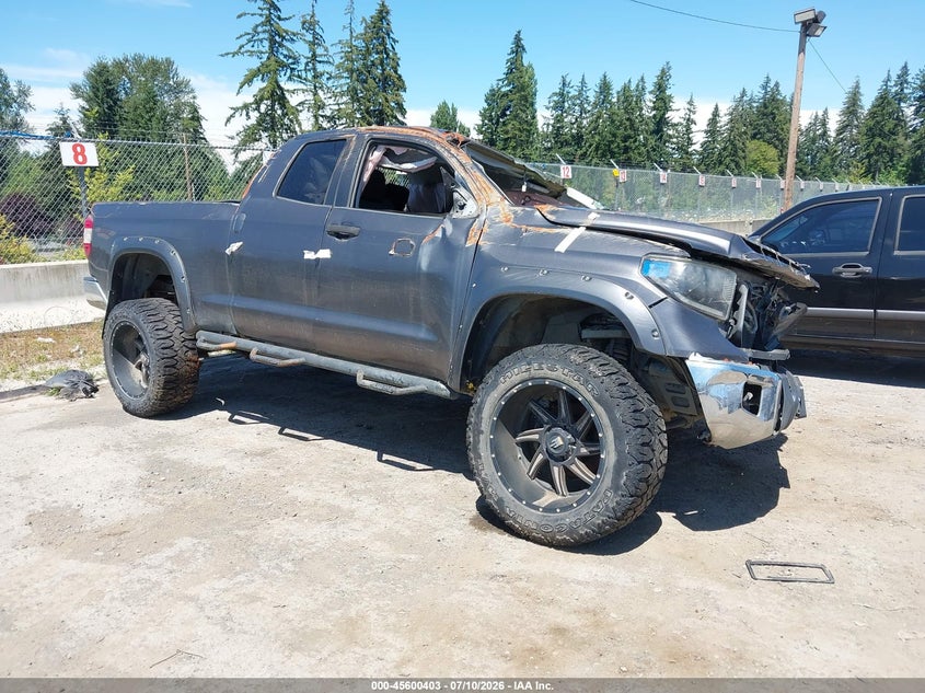 2015 Toyota Tundra VIN 5TFUY5F19FX433033 IAAI salvage auction — ROLLOVER, Salvage Title, sold $2,950 on 2026-07-22 (photo 1)