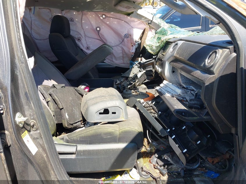 2015 Toyota Tundra VIN 5TFUY5F19FX433033 IAAI salvage auction — ROLLOVER, Salvage Title, sold $2,950 on 2026-07-22 (photo 5)