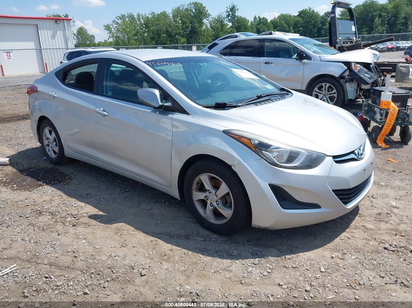 2015 Hyundai Elantra VIN 5NPDH4AE8FH554412 IAAI salvage auction — NORMAL WEAR, Salvage Title, sold $925 on 2026-07-26 (photo 1)