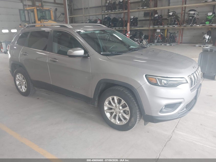 2019 Jeep Cherokee VIN 1C4PJMCB3KD479767 — IAAI salvage auction photo