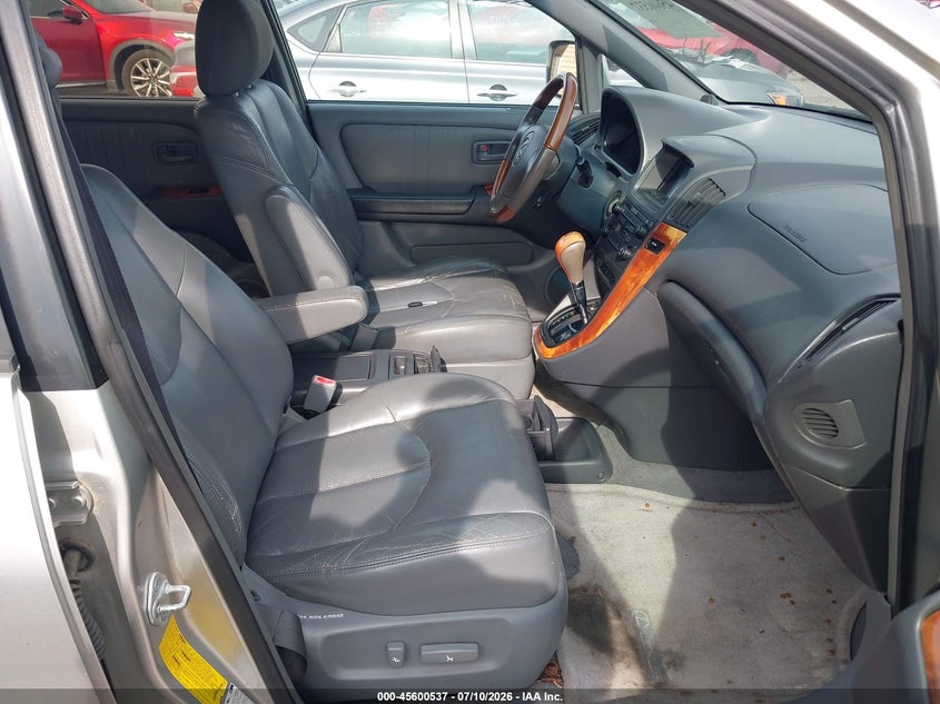 1999 Lexus Rx 300 VIN JT6HF10UXX0090639 IAAI salvage auction — NORMAL WEAR, Clear (Illinois), sold $375 on 2026-07-29 (photo 5)