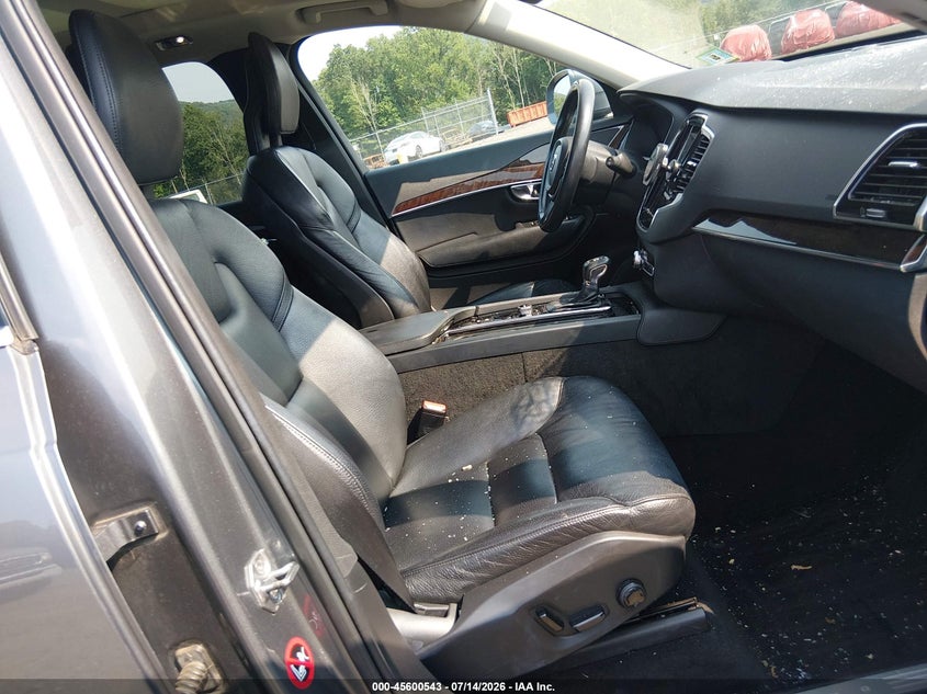 2016 Volvo Xc90 VIN YV4A22PK5G1088627 IAAI salvage auction — UNKNOWN, Salvage Title, sold $7,200 on 2026-08-01 (photo 5)