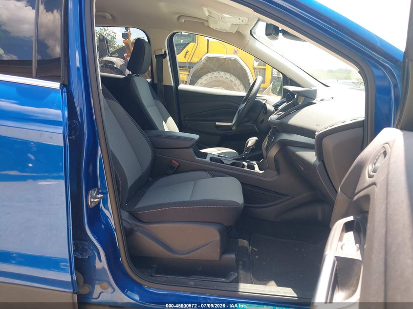 2019 Ford Escape VIN 1FMCU9GD8KUA80878 IAAI salvage auction — ALL OVER, SF97 (New Hampshire), sold $6,375 on 2026-07-31 (photo 5)