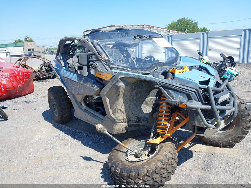 2025 Can-am/ brp Maverick VIN 3JBVGAY41SE001220 IAAI salvage auction — RIGHT FRONT, Salvage Title, sold $12,000 on 2026-08-18 (photo 1)