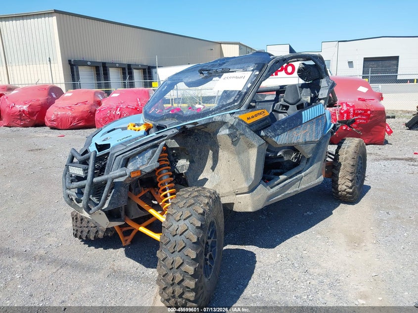 2025 Can-am/ brp Maverick VIN 3JBVGAY41SE001220 IAAI salvage auction — RIGHT FRONT, Salvage Title, sold $12,000 on 2026-08-18 (photo 2)