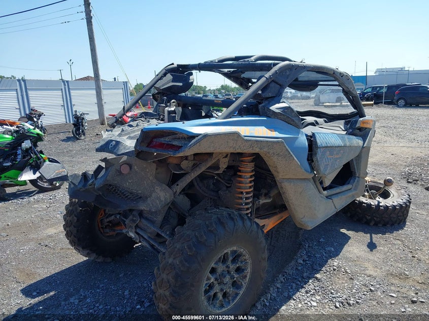 2025 Can-am/ brp Maverick VIN 3JBVGAY41SE001220 IAAI salvage auction — RIGHT FRONT, Salvage Title, sold $12,000 on 2026-08-18 (photo 4)