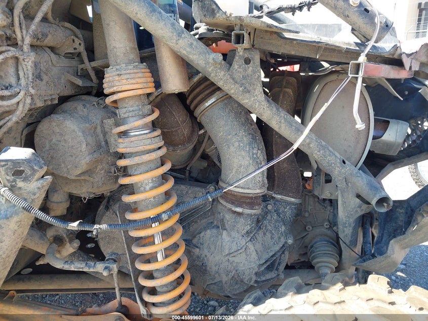 2025 Can-am/ brp Maverick VIN 3JBVGAY41SE001220 IAAI salvage auction — RIGHT FRONT, Salvage Title, sold $12,000 on 2026-08-18 (photo 9)