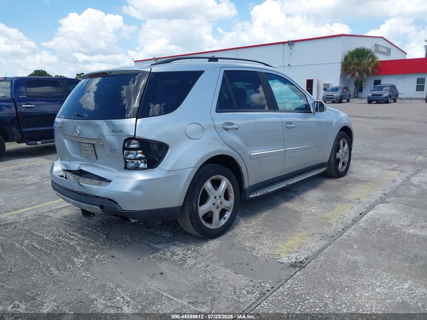 2008 Mercedes-benz M-klasse VIN 4JGBB22E48A344990 IAAI salvage auction — REAR END, Rebuildable (Florida), sold $775 on 2026-07-31 (photo 4)