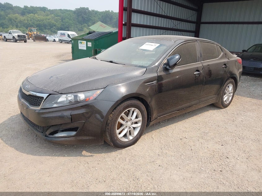 2013 Kia Optima VIN 5XXGM4A79DG227195 IAAI salvage auction — NORMAL WEAR, Clear (Illinois), sold $400 on 2026-07-29 (photo 2)