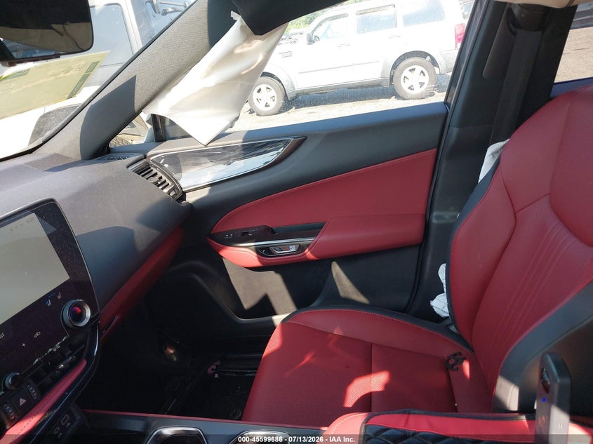 2024 Lexus Nx VIN JTJGGCEZ5R2017829 IAAI salvage auction — SIDE, Salvage - 75% Or Less (Maryland), sold $15,200 on 2026-07-30 (photo 5)