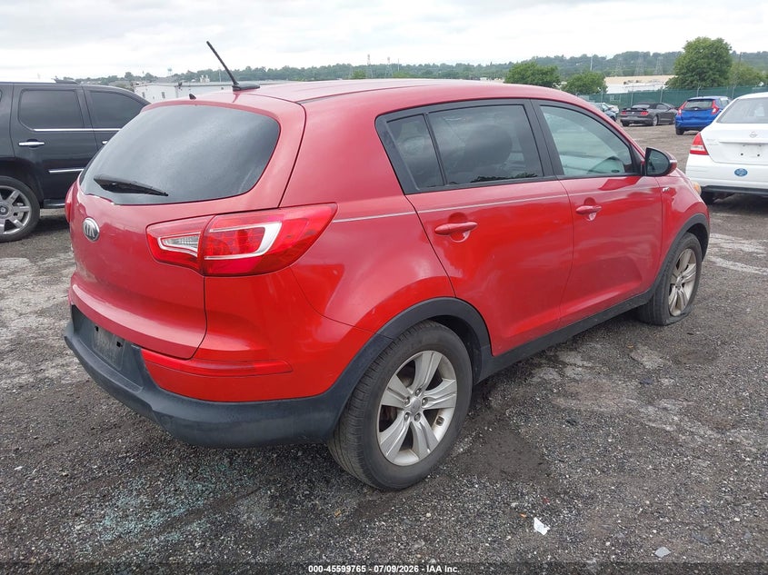 2013 Kia Sportage VIN KNDPBCA22D7354786 IAAI salvage auction — NORMAL WEAR, Salvage Title, sold $650 on 2026-07-24 (photo 4)