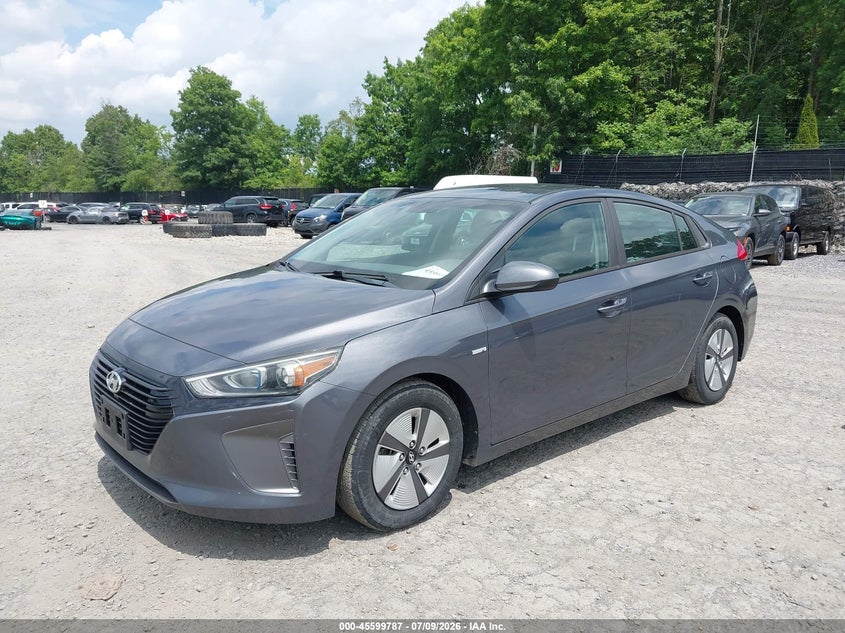 2018 Hyundai Ioniq hybrid VIN KMHC65LC9JU101168 IAAI salvage auction — NORMAL WEAR, Sf97 (New York), sold $11,300 on 2026-07-23 (photo 2)