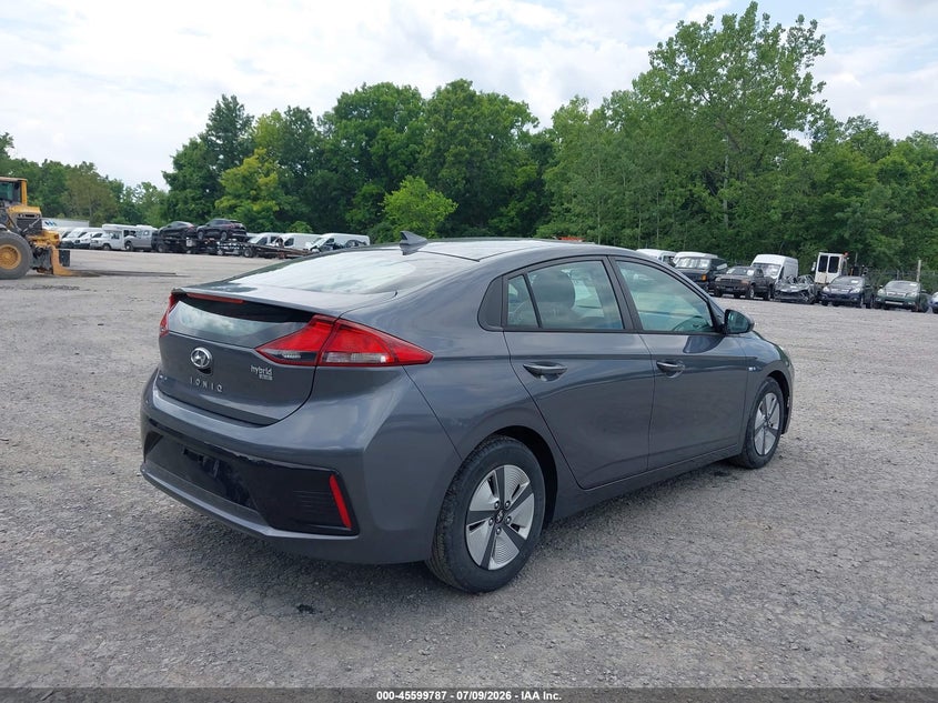 2018 Hyundai Ioniq hybrid VIN KMHC65LC9JU101168 IAAI salvage auction — NORMAL WEAR, Sf97 (New York), sold $11,300 on 2026-07-23 (photo 4)