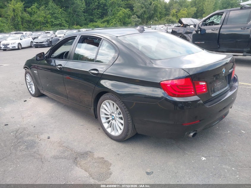 2011 BMW 5 series VIN WBAFU7C54BC872095 IAAI salvage auction — FRONT END, Salvage (Connecticut), sold $1,400 on 2026-07-30 (photo 3)