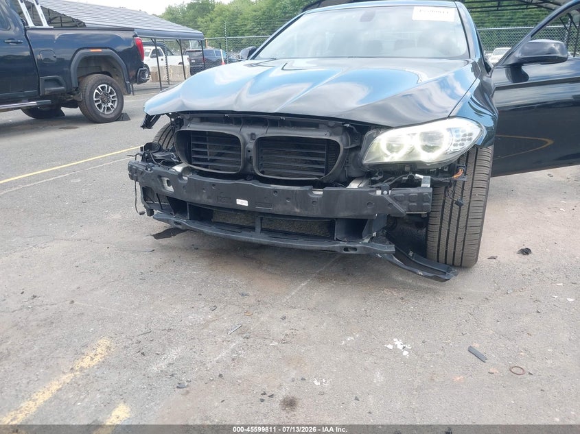 2011 BMW 5 series VIN WBAFU7C54BC872095 IAAI salvage auction — FRONT END, Salvage (Connecticut), sold $1,400 on 2026-07-30 (photo 6)